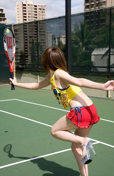 結構可愛い女の子がテニスウェアで誘惑してくる画像を今晩のオカズにｗｗ[24枚] | ギャルル | エロ画像,コスプレ,部活エロ,スポーツエロ,隠し撮り