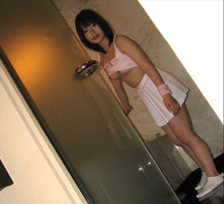 結構可愛い女の子がテニスウェアで誘惑してくる画像を今晩のオカズにｗｗ[24枚] | ギャルル | エロ画像,コスプレ,部活エロ,スポーツエロ,隠し撮り